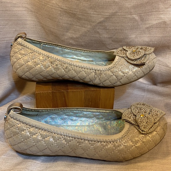 Stuart Weitzman metallic rose gold ballet quilted - Picture 3 of 14